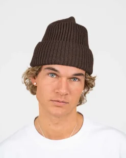 Beanie brown